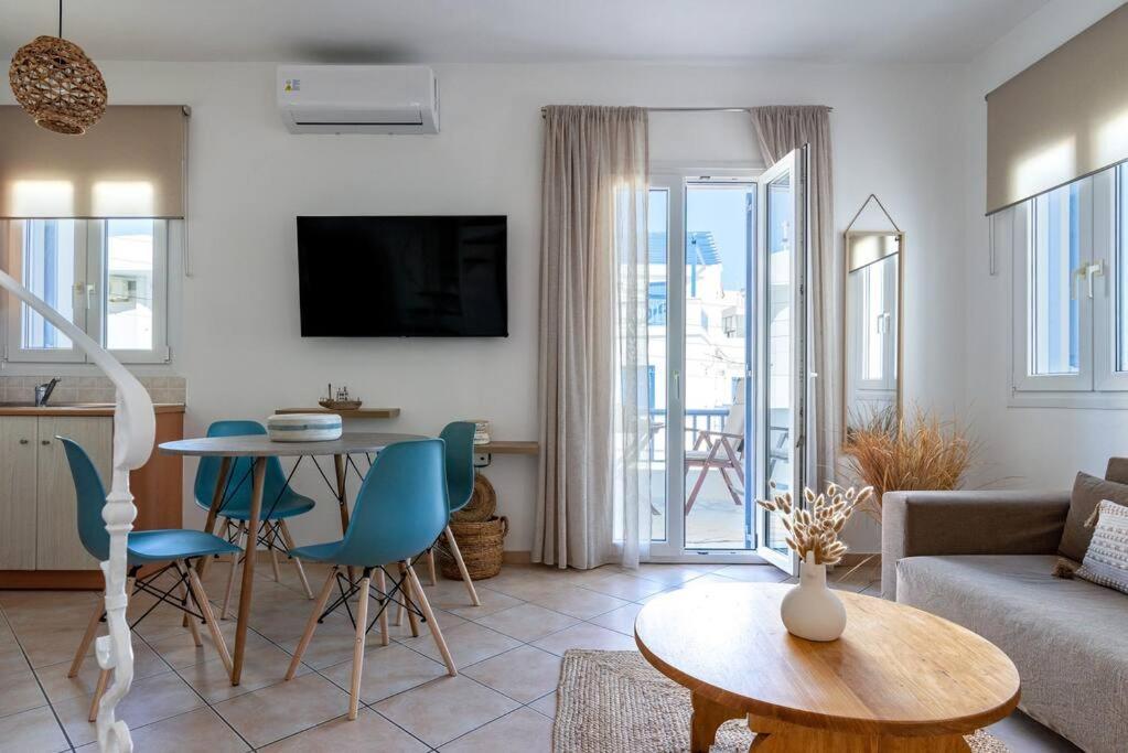 T Apartment Тинос Екстериор снимка